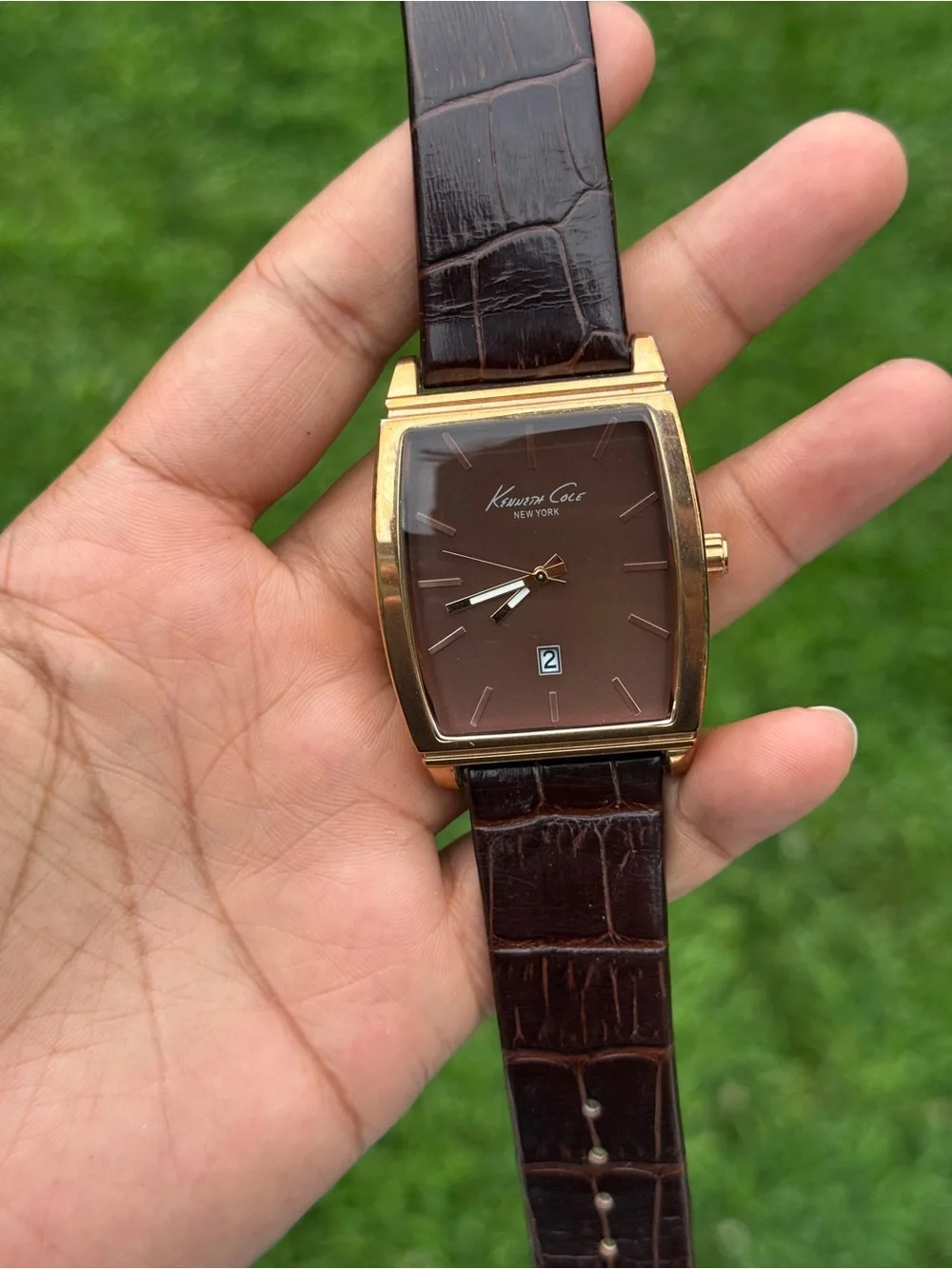 Kenneth Cole kenneth cole